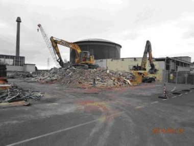 Winfrith_B72_demolition_Feb_2014_(RSRL)_380x285